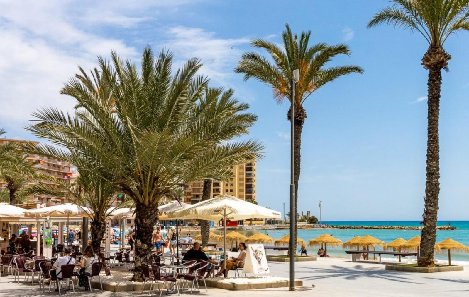 Sea View Luxury Apartment Victoria تورّيفيِخا المظهر الخارجي الصورة